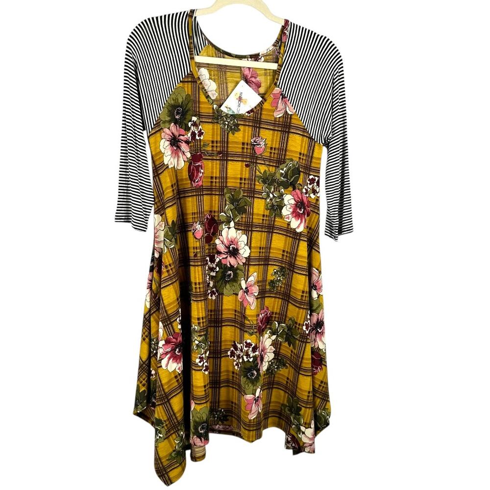 Watermelon Classic Woman Yellow and Pink Floral Dress Striped Sleeves Medium